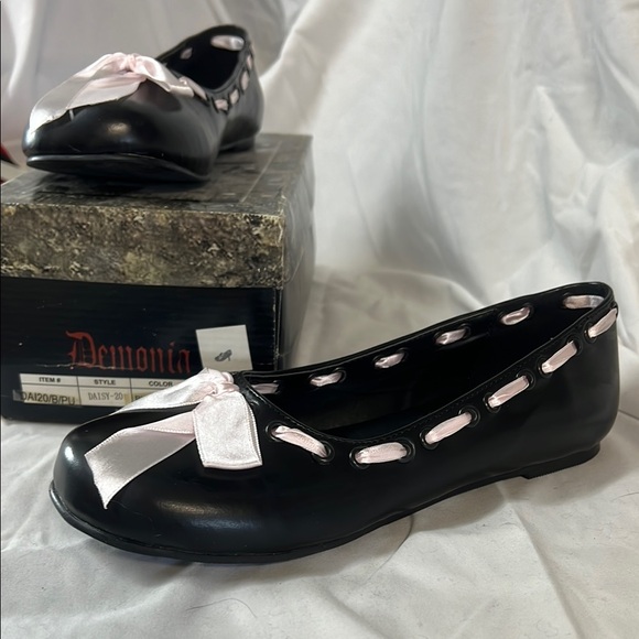 Brand New Demonia Daisy 20 Women's Black Ballet Flats with Pink Ribbon - Picture 2 of 4